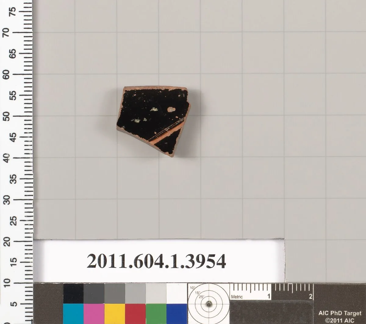 Terracotta rim fragment of a kylix (drinking cup) — Unknown
