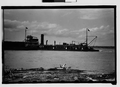 [Steamboat "Memphis", Natchez Vicinity, Mississippi]