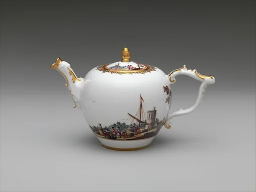 Teapot (part of a service)