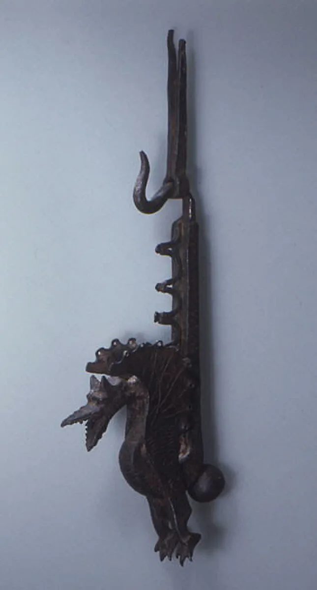 Door knocker — Unknown