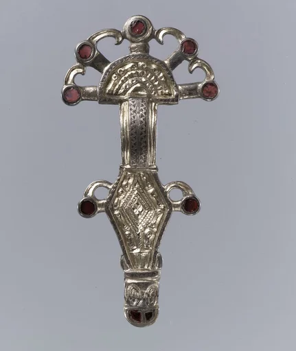 Bow Brooch