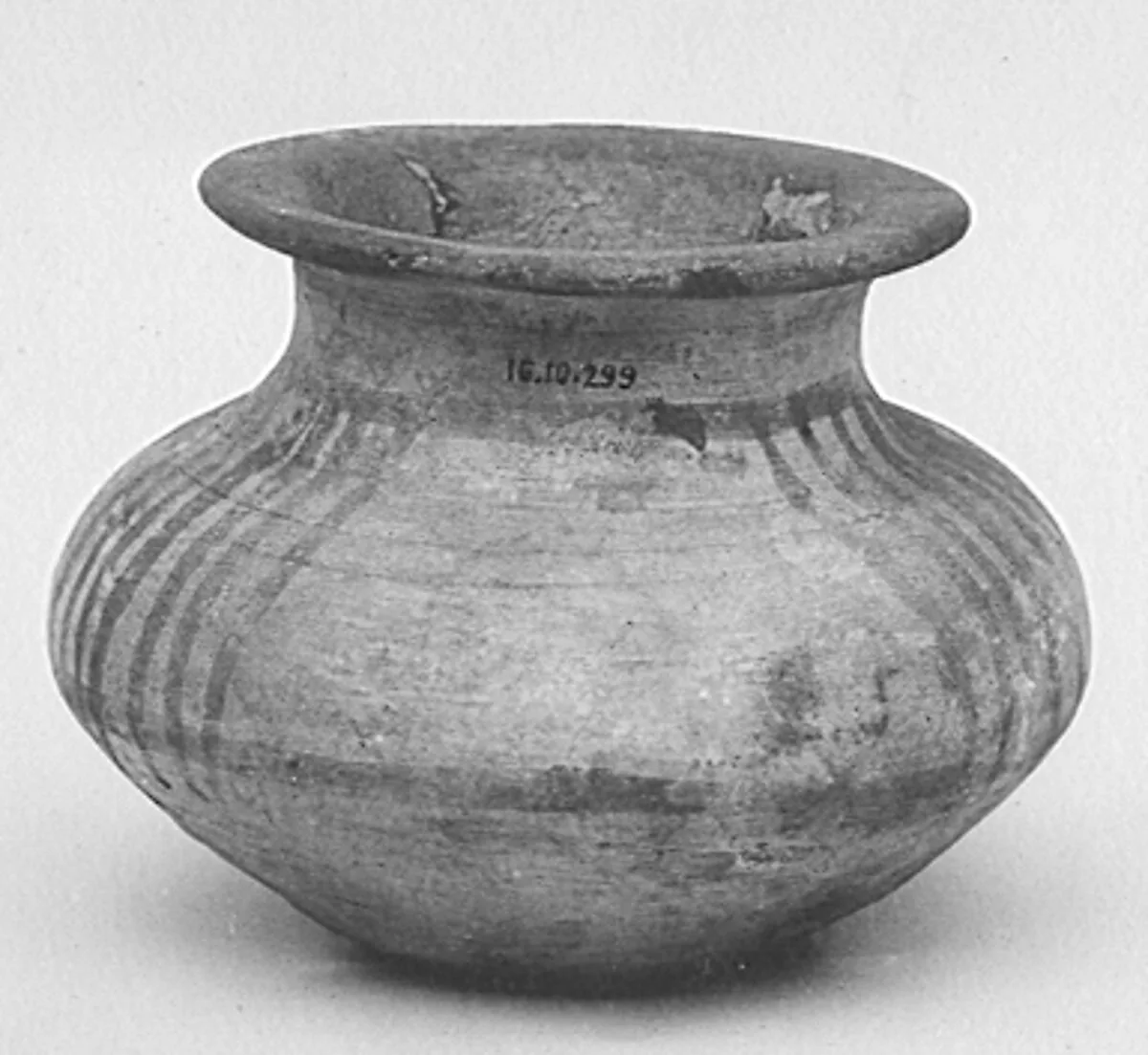 Pot — Unknown