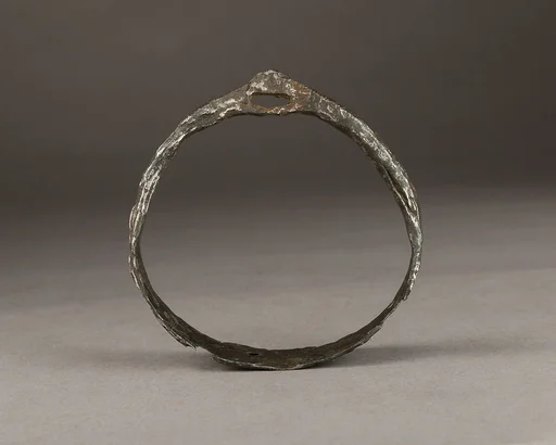 Stirrup