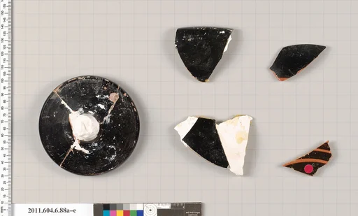 Terracotta fragments of a stemmed plate
