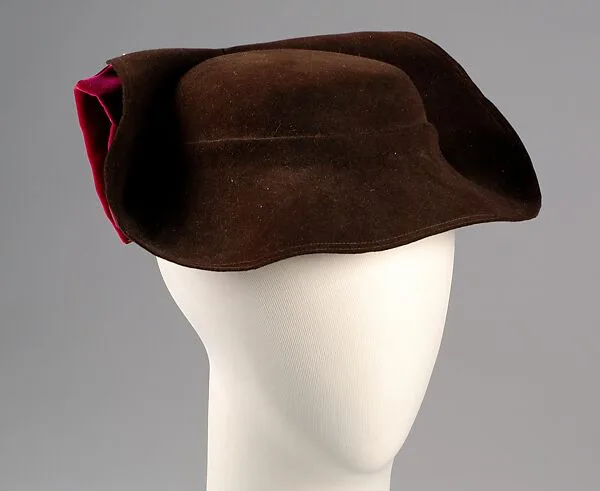 Hat — Eugénie Safontas