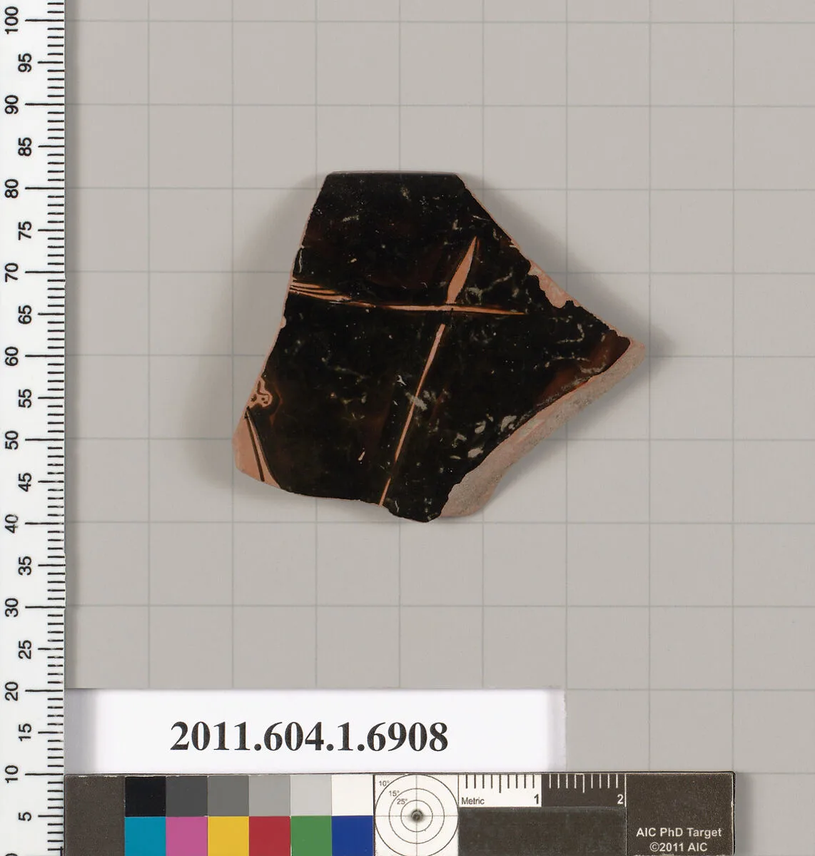 Terracotta rim fragment of a kylix (drinking cup) — Unknown