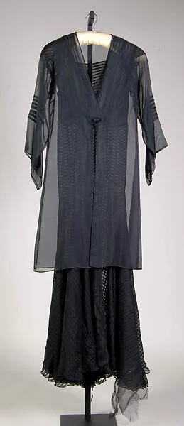 Evening ensemble — Elizabeth Hawes