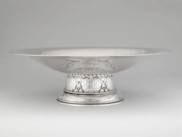 Footed Dish — International Silver Company