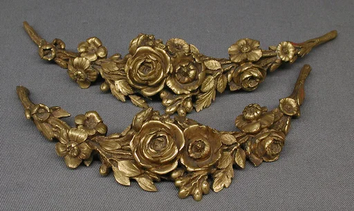 Pair of vase ornaments
