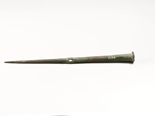 Bronze eyelet-type pin