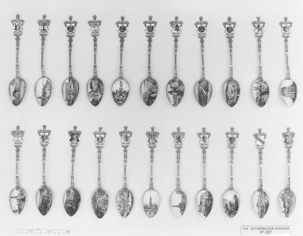Souvenir spoon — Unknown