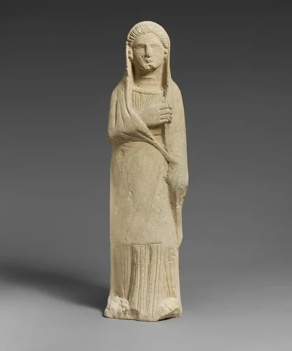 Limestone statuette of a female votary