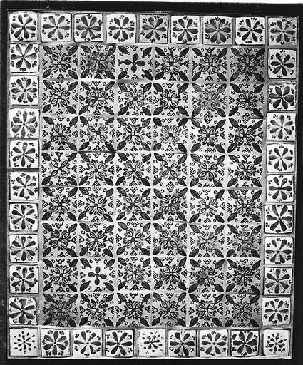 Panel of tiles (99)