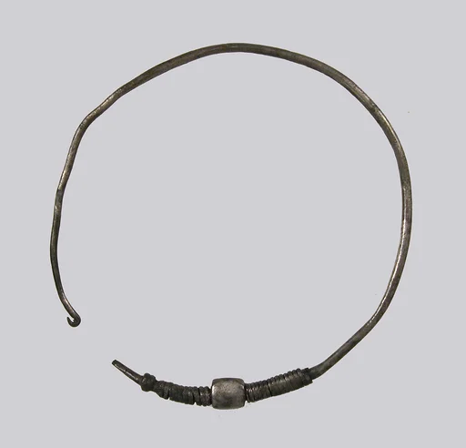 Earring