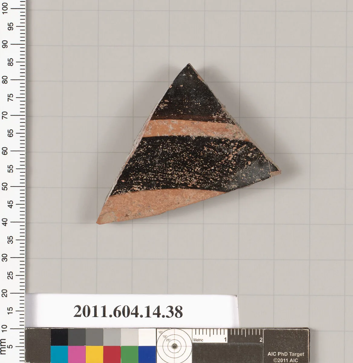 Terracotta fragment of a closed shape — Unknown