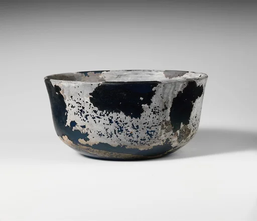 Glass bowl