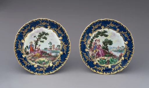 Pair of plates