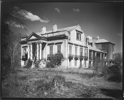 [Plantation House, Natchez, Mississippi]