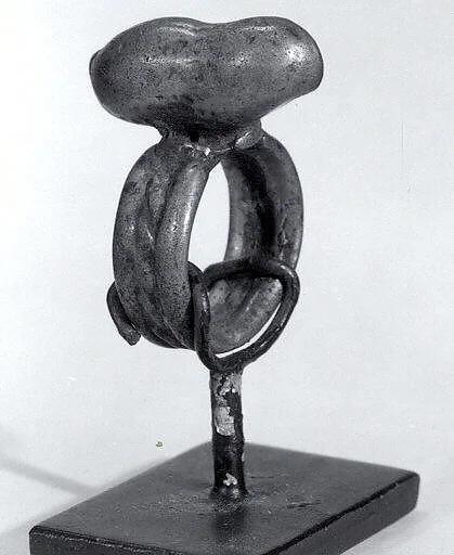 Ring: Peanut