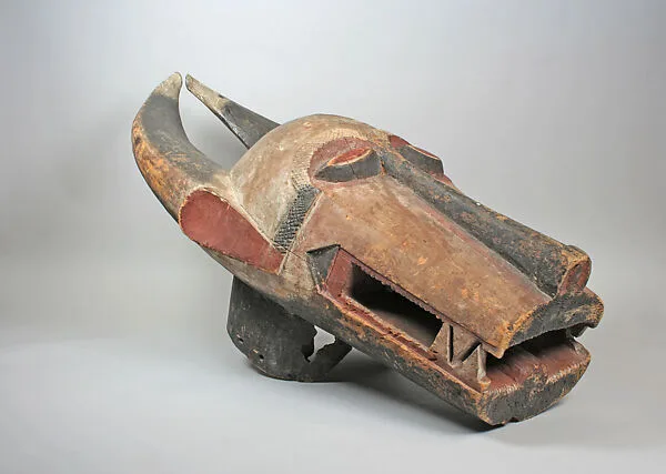 Helmet Mask (Bo Nun Amuin) — Unknown