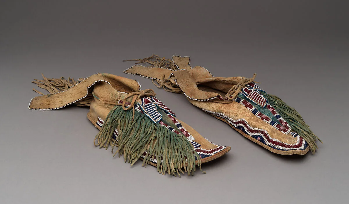 Man's moccasins — Unknown