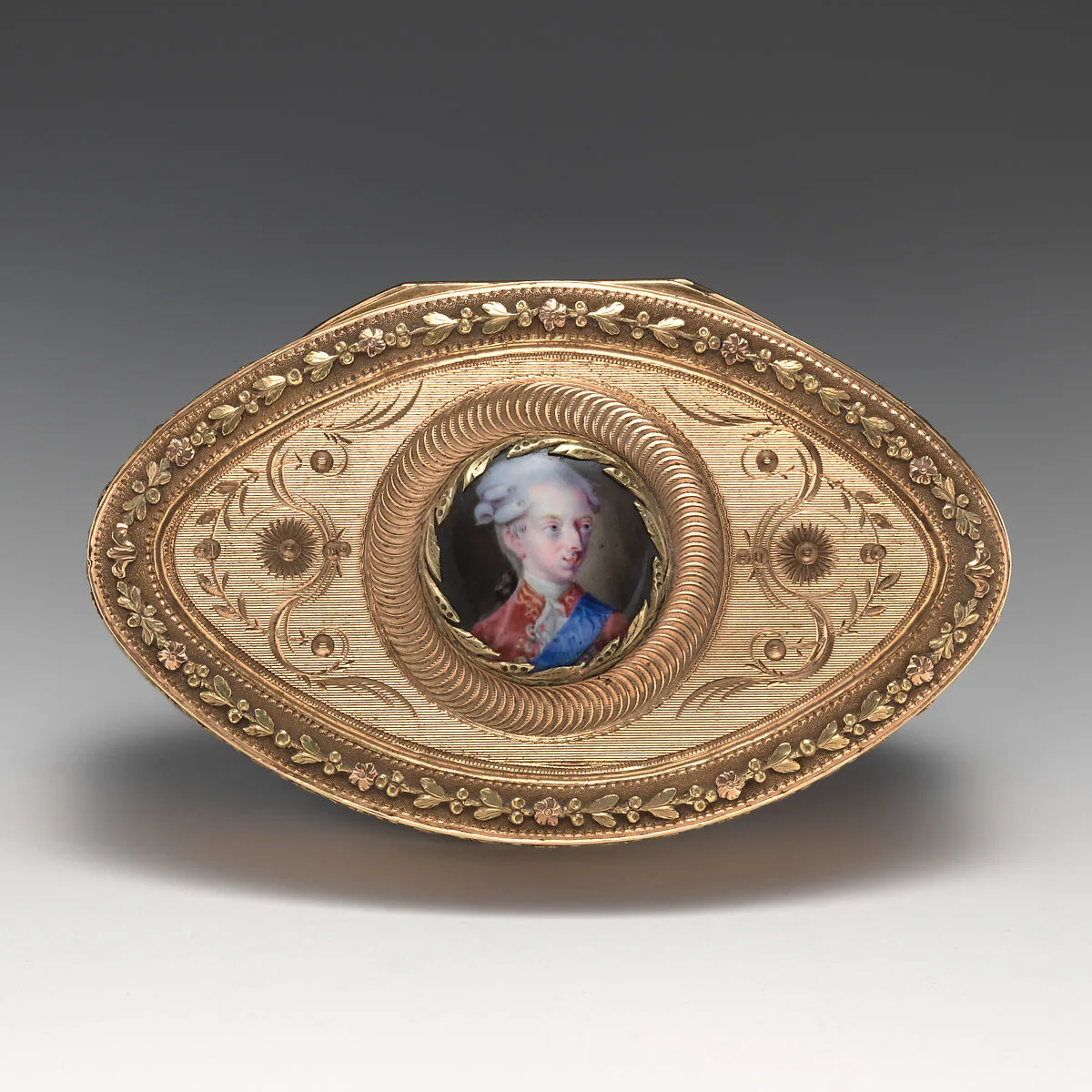 Snuffbox with portrait of Christian VII (1749-1808) — Georg Christian Seiptius