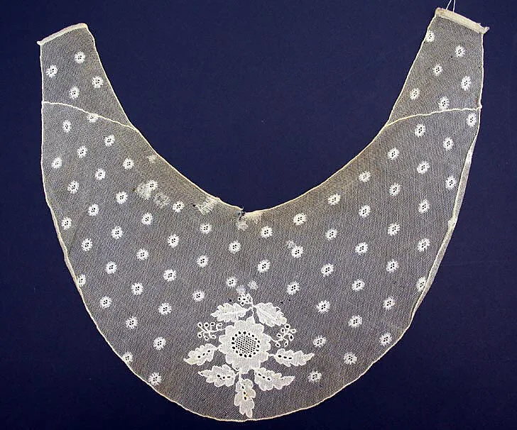 Collar — Unknown