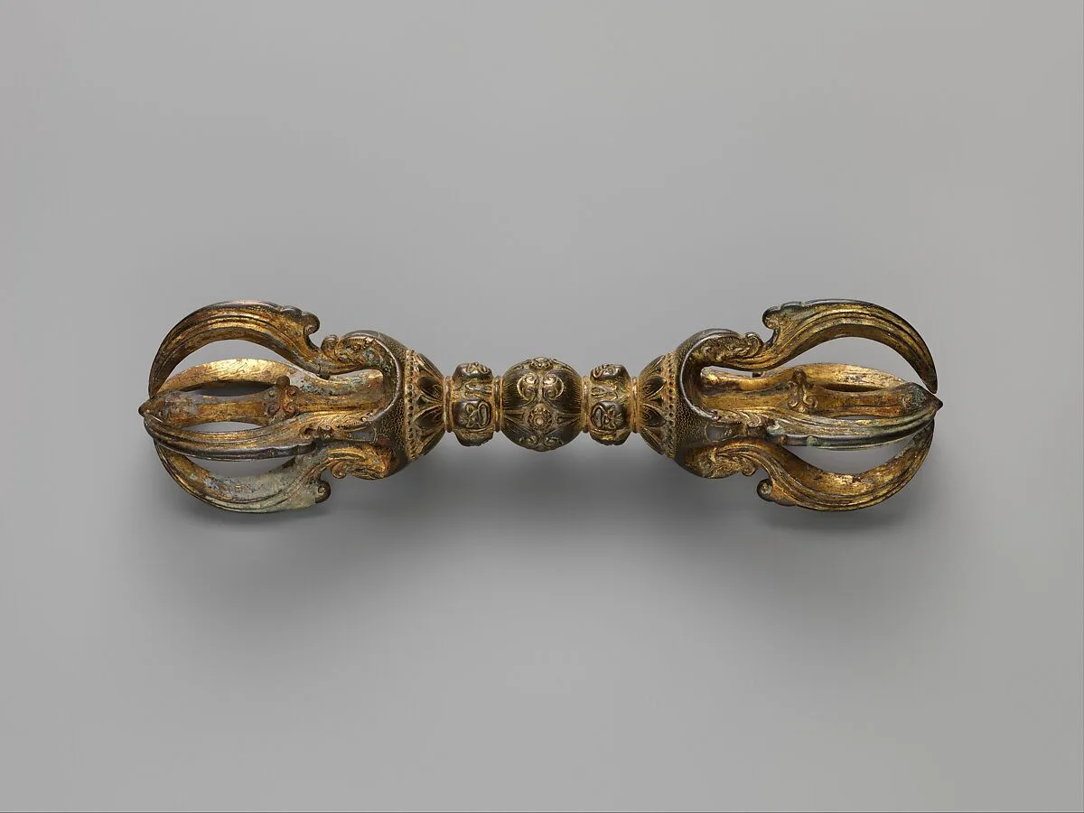 唐 鎏金青銅金剛杵|Vajra with Angry Heads and Makara Prongs — Unknown