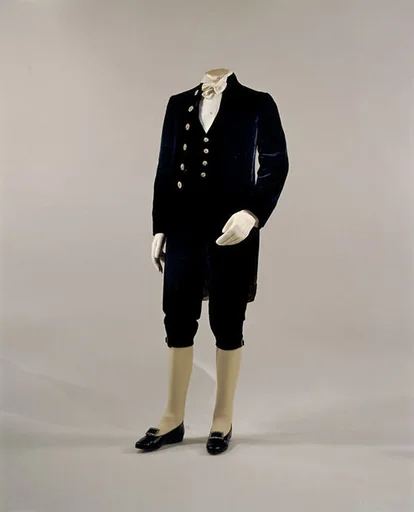 Court presentation suit