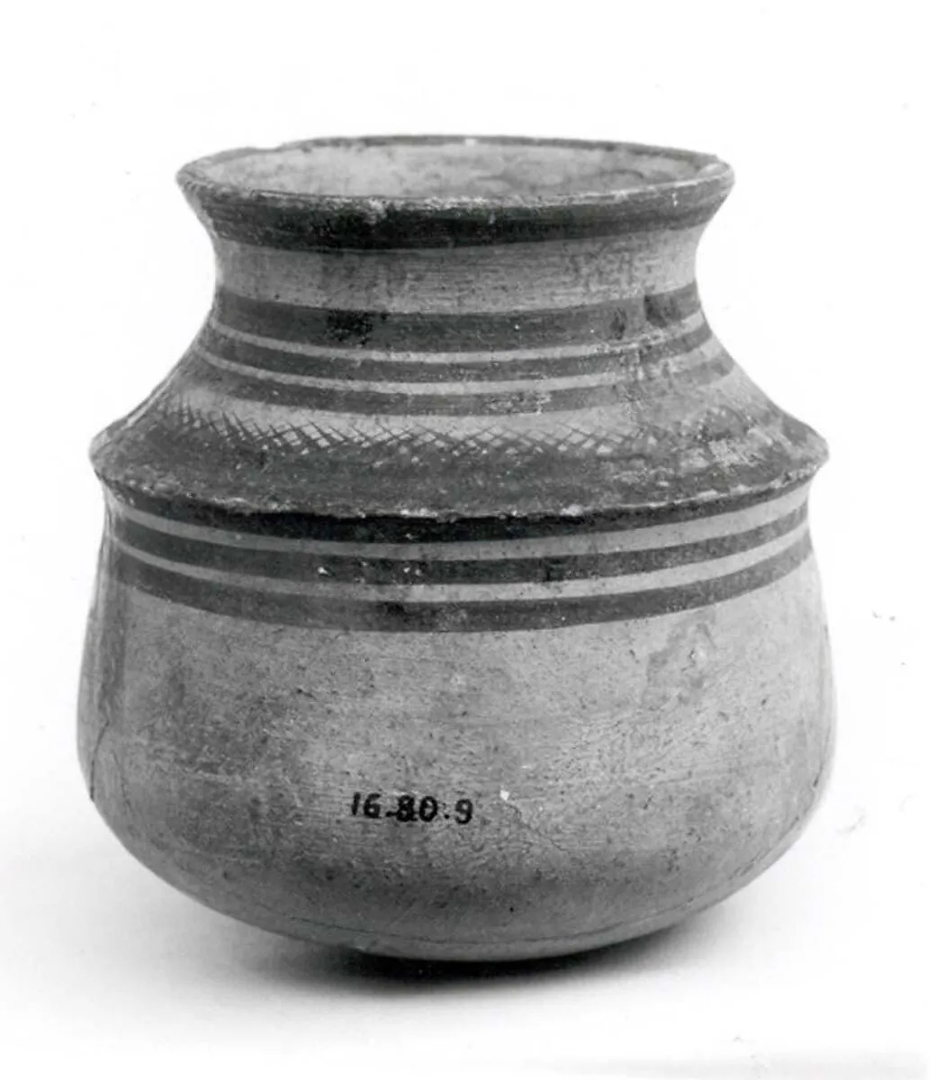 Jar with painted decoration — Unknown