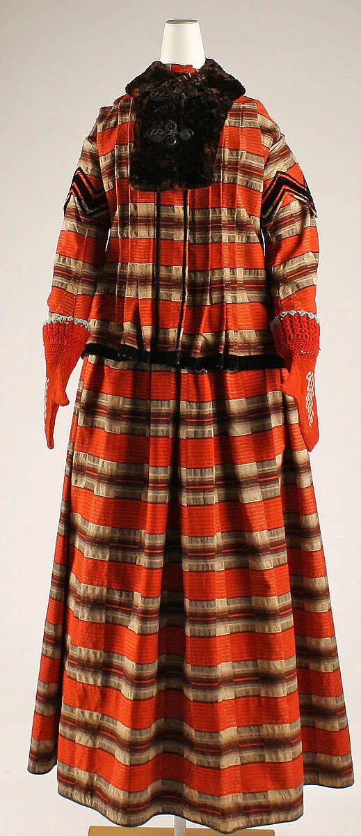 Skating ensemble — Unknown