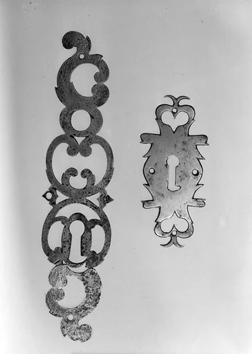 Escutcheon