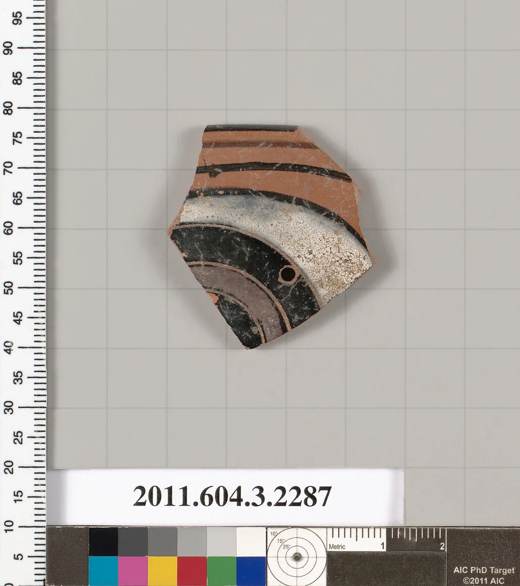 Terracotta rim fragment of a kylix: eye-cup (drinking cup) — Unknown