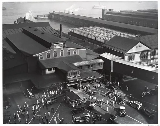 [Hoboken Ferry Terminal, Barclay Street]