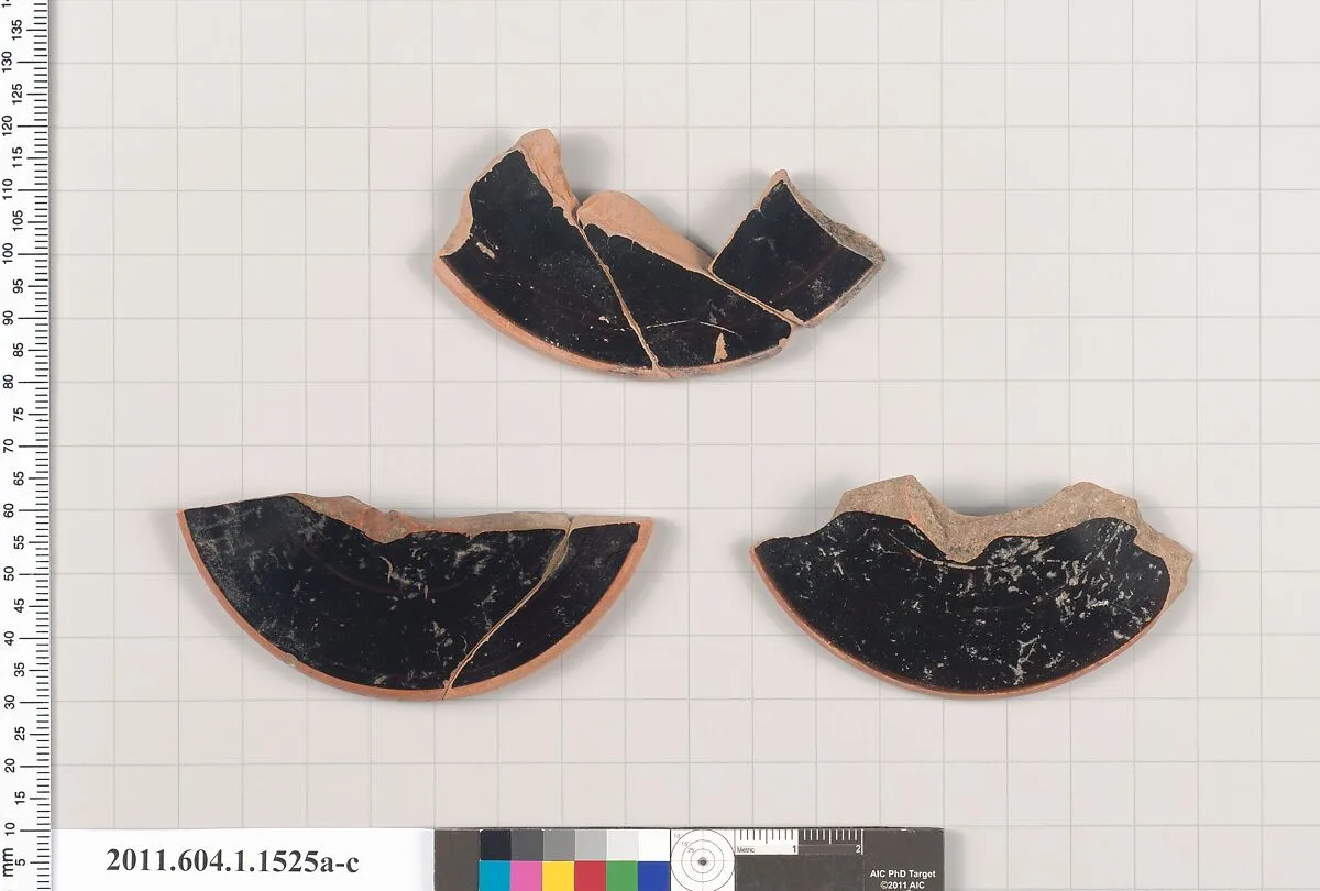 Terracotta fragments of kylikes (drinking cups) — Unknown