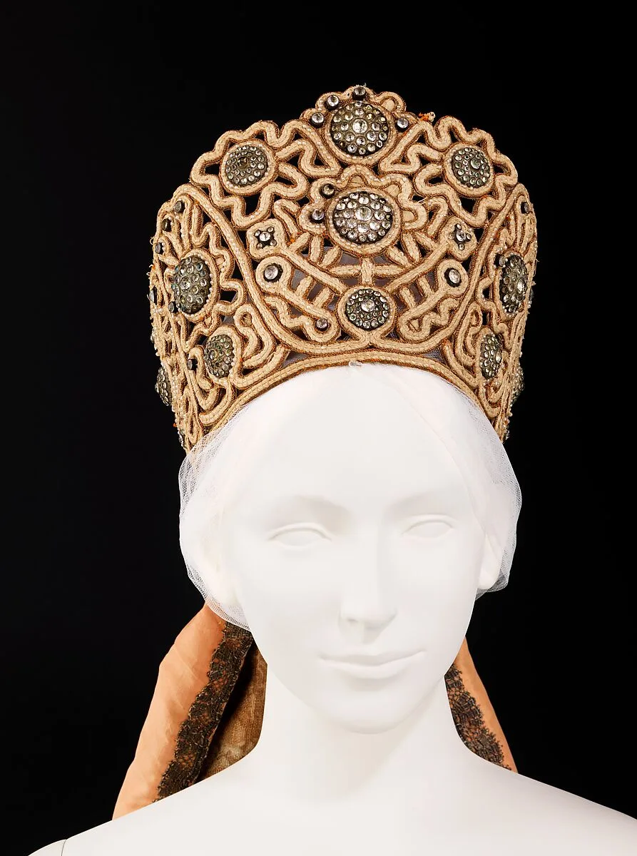 Headdress — Unknown