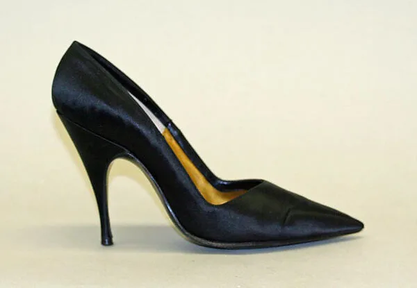 Pumps — Herbert Levine Inc.