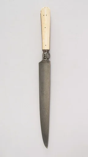 Knife