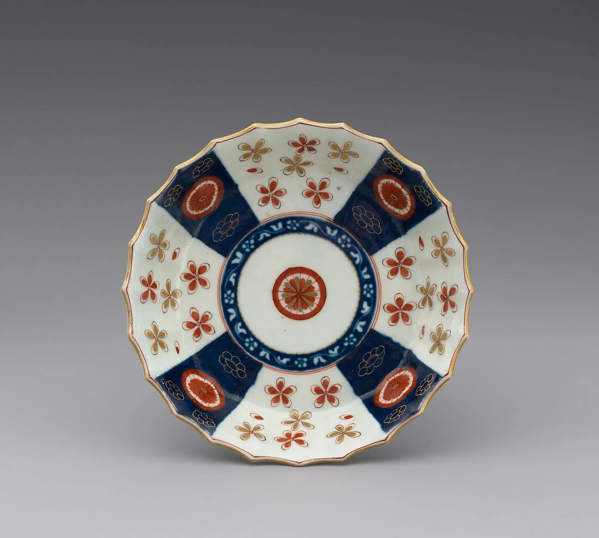 Saucer (part of a service) — Worcester factory