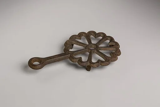 Trivet