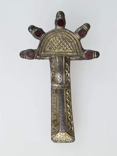 Bow Brooch