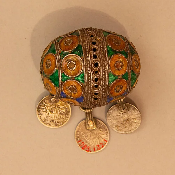 Bead — Unknown