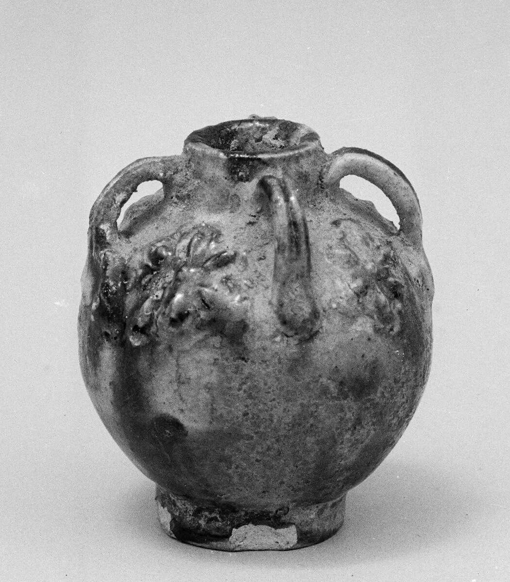 唐 三彩陶罐|Jar with loop handles — Unknown