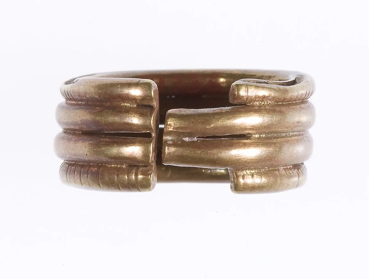 Ribbed Penannular Earring — Unknown
