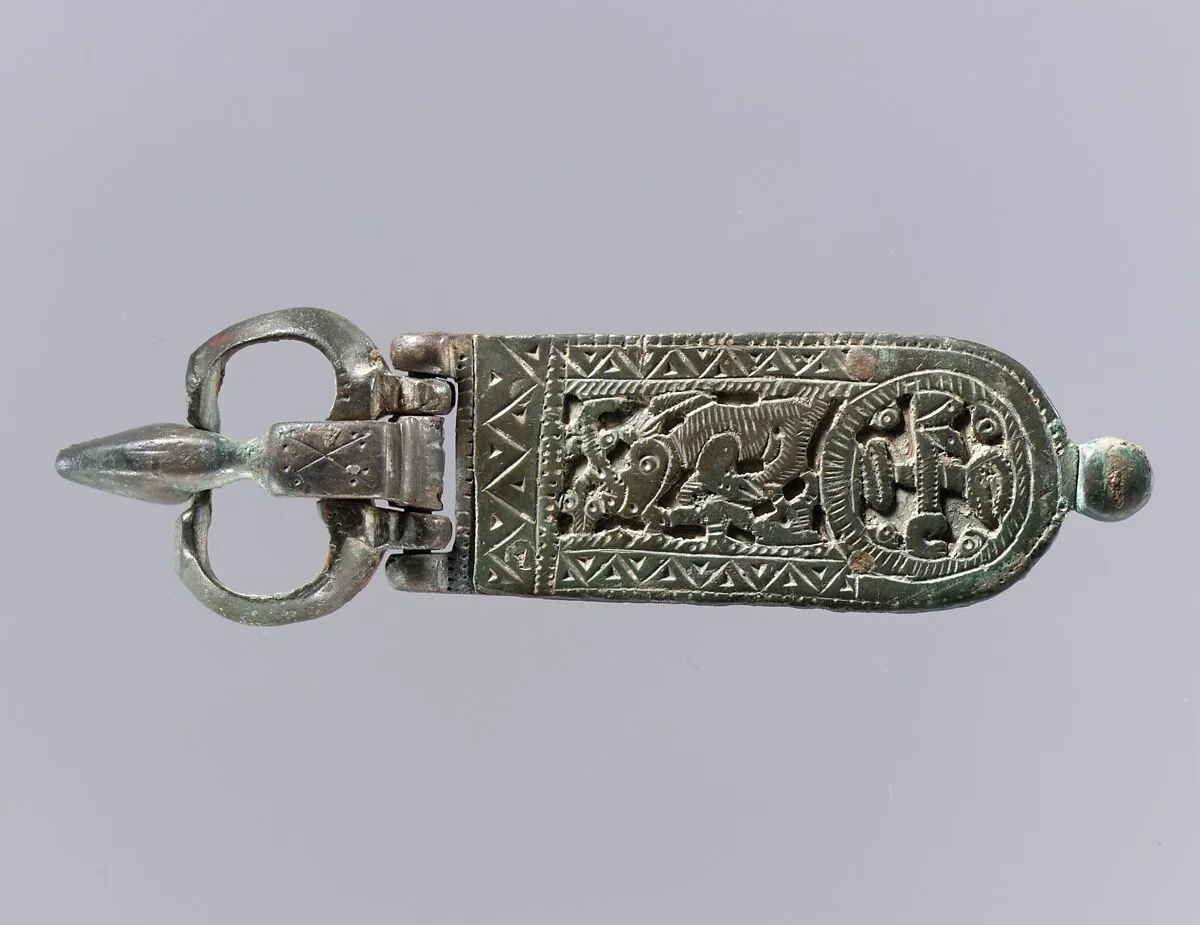 Belt Buckle with Struggling Animals — Unknown