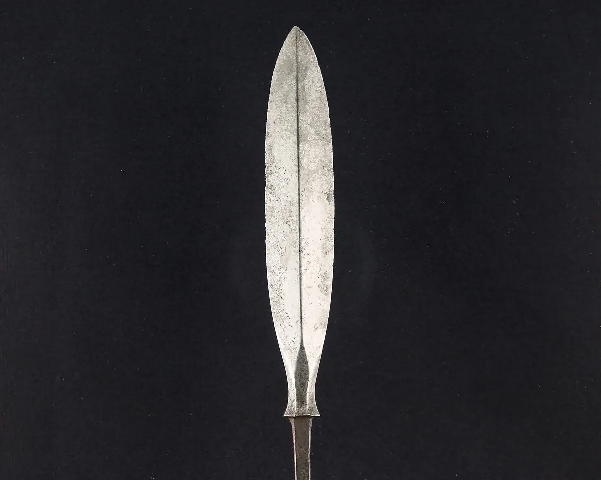 Arrowhead (<i>Yanone</i>) — Unknown
