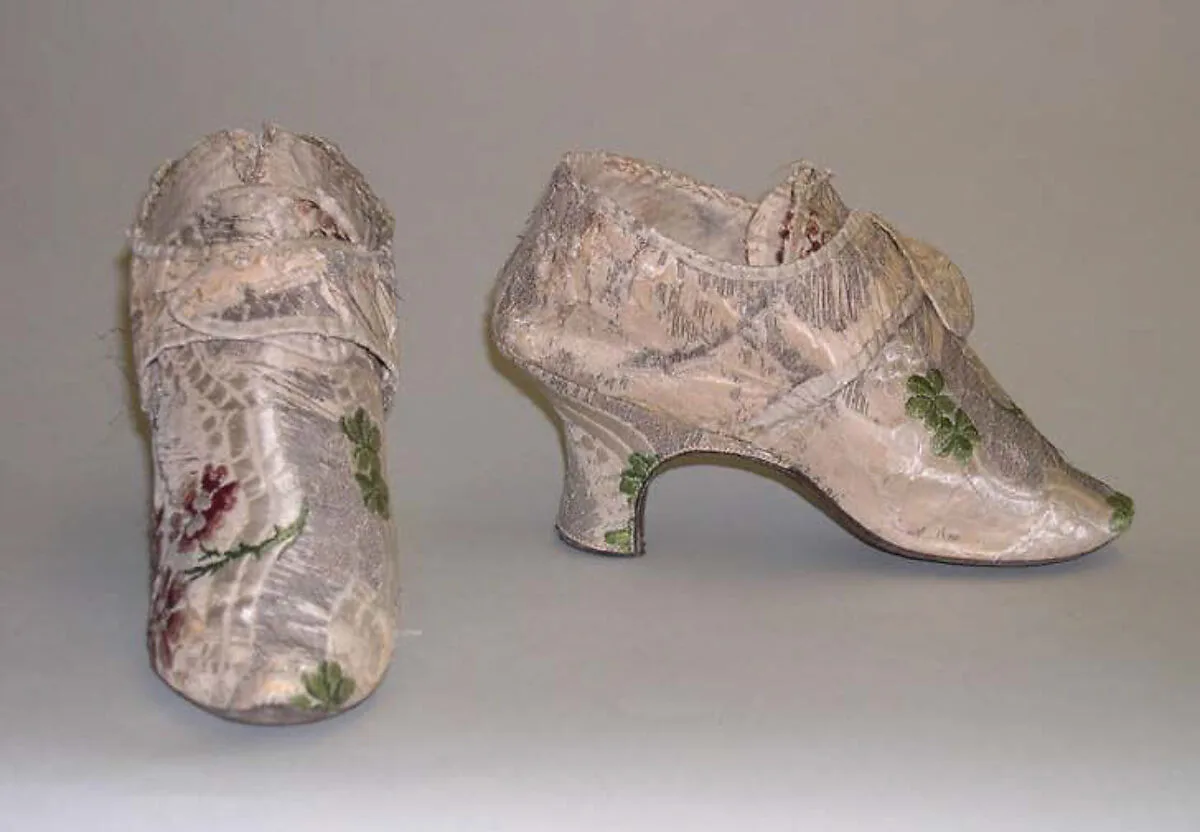 Shoes — Unknown