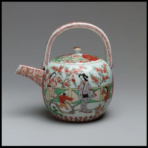 Wine pot and cover