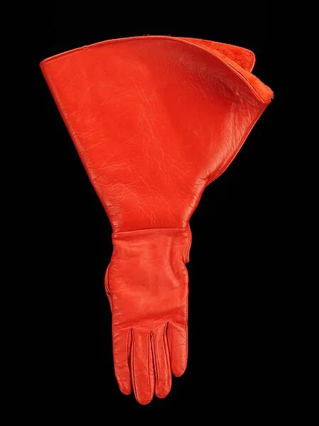 Gauntlets — Bonnie Cashin|Crescendoe Gloves, Inc.