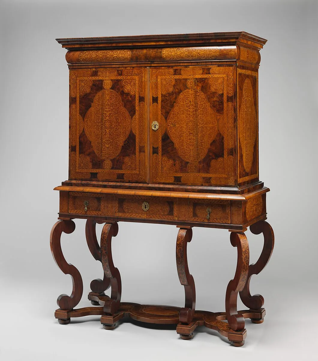 Cabinet on stand — Unknown